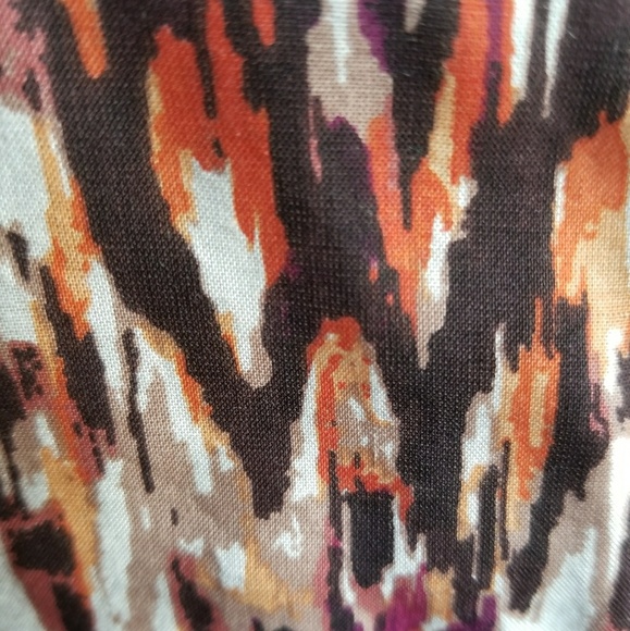 Sleeveless animal print tank - Picture 2 of 5